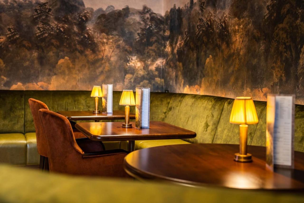 The Lansdowne Kenmare